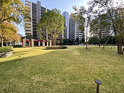PARK　VILLAGE　敷地内中庭