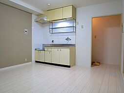 阪急宝塚本線 池田駅 徒歩21分の賃貸マンション 1階2DKのリビング/ダイニング