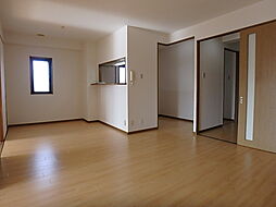 グリーンエクセル稲野 305 3階3LDKのリビング/ダイニング