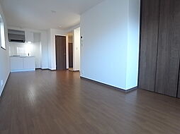 レオーネ 203 2階ワンルームのリビング/ダイニング