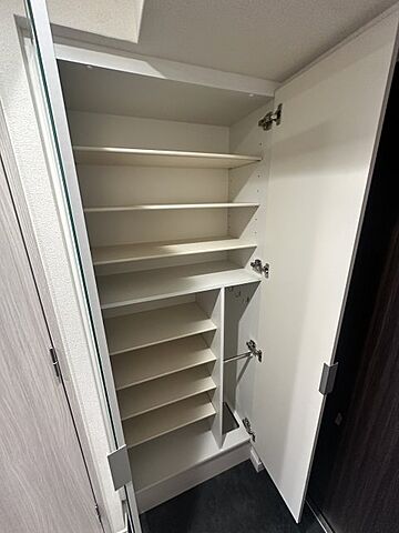 収納