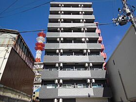 大阪府大阪市西成区花園北２丁目（賃貸マンション1K・8階・20.60㎡） その1