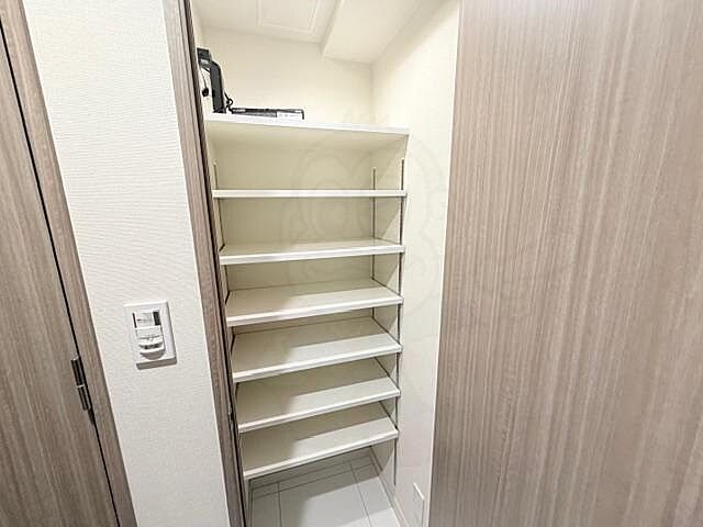 収納