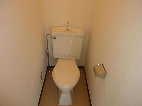 画像12:洋式トイレ