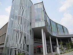 銀行「三菱東京UFJ銀行まで310m」