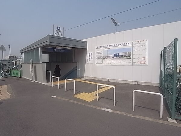 画像13:阪神本線青木駅（455m）