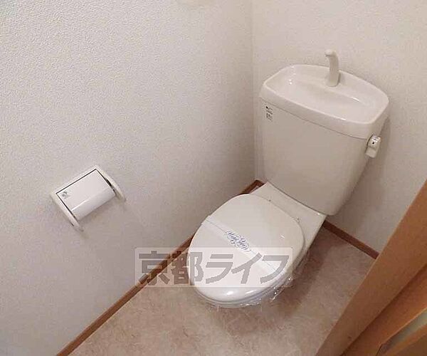 画像6:落ち着いた空間のトイレです。