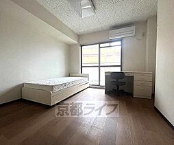 コーポ出町柳 1階ワンルームのリビング/ダイニング