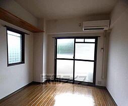 アブレスト岩倉 1階1Kのリビング/ダイニング