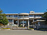 周辺：鴻巣市立赤見台中学校（960m）