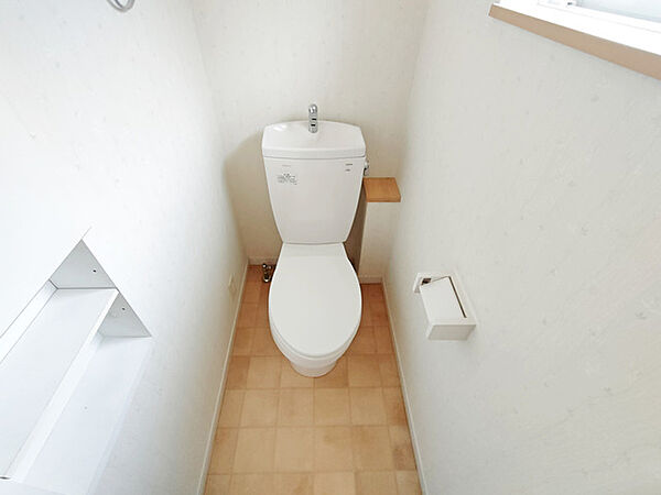 トイレを拡大表示