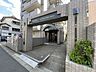 エントランス：マンション入り口