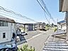 その他：車の通りも少ない閑静な住宅地。子育てにも、第二の人生にも。 