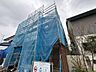 外観：車の通りも少ない閑静な住宅地。子育てにも、第二の人生にも。 