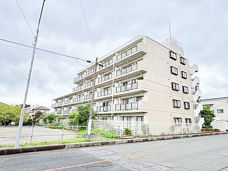 売主様ご退居済み。お気兼ねなくご見学いただけます。ごゆっくりどうぞ。