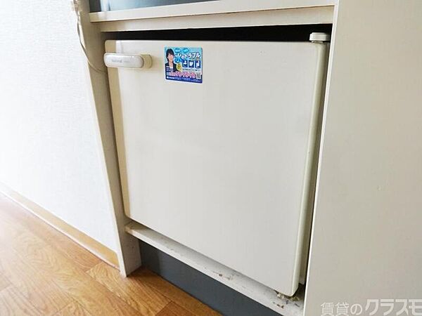 画像19:ミニ冷蔵庫付きです。