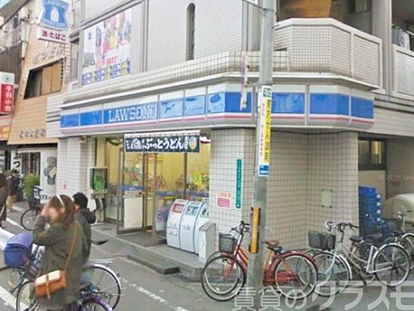 画像24:ローソン 阪急三国駅前店 240m