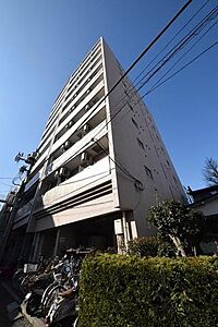 外観：♪重厚感ある建物ですね♪