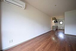 クオリティレジデンスII 1階2LDKのリビング/ダイニング