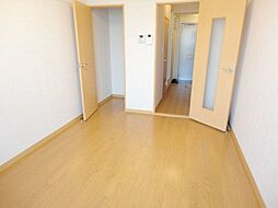 レオパレスゴリオン 2階1Kのリビング/ダイニング