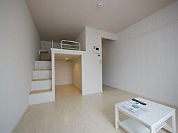 ミランダＩＩＤＡ 1階ワンルームのリビング/ダイニング