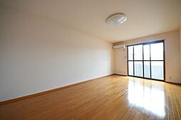 コトータカイチ 1階1Kのリビング/ダイニング