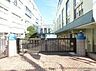 周辺：目黒区立大鳥中学校 徒歩8分。 640m