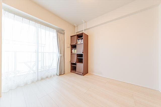 洋室 センチュリー浦安 6階/-