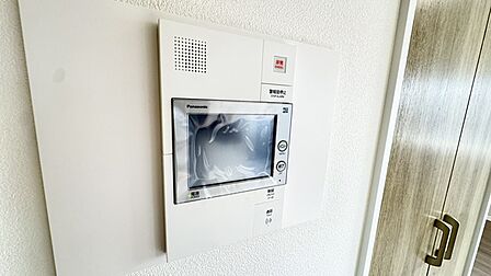 TVモニター付インターホン！お子さまのお留守番にも安心ですね！！ 