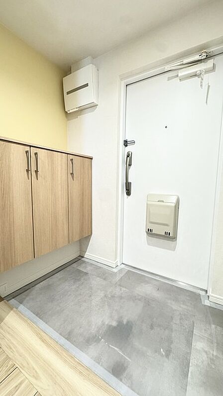 大型の下駄箱収納でお気に入りの靴もたっぷり収納できますね!