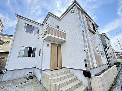 外観:建物空き家です。 リフォーム済みで内装ピッカピカ! 是非ご内見下さい!! 外観:建物空き家です。 リフォーム済みで内装ピッカピカ! 是非ご内見下さい!!