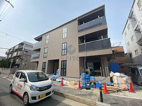 Shamaison NOVARCA ｜大阪府豊中市服部豊町1丁目(賃貸マンション1LDK・3階・52.11㎡)の写真 その1