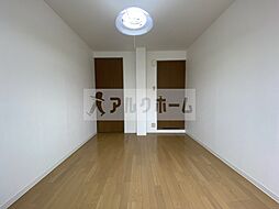 コンフォート本町 1階1Kのリビング/ダイニング