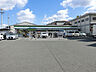 周辺：ファミリーマート柏原田辺一丁目店(コンビニ)まで517m