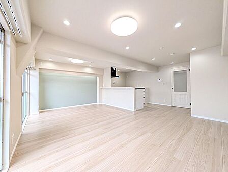 【LDK】8階のお部屋につき日当たり良好です