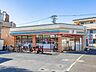 周辺：セブンイレブン足立宮城1丁目店 徒歩3分。 220m