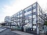 周辺：足立区立第十三中学校 徒歩4分。 310m