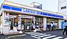 周辺：ローソン足立神明南店 徒歩3分。 220m