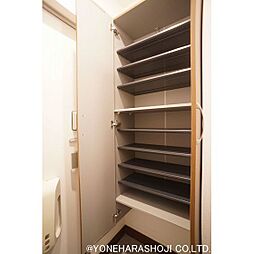 シューズボックス