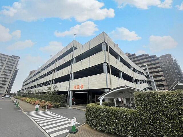 駐車場 ユトリシア　五番街 3階/-