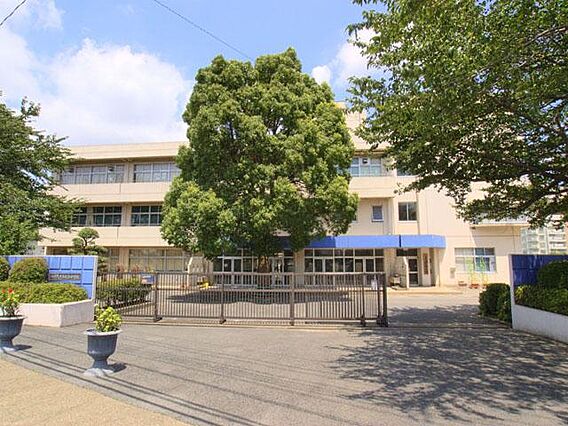 村上中学校　徒...
