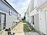 その他：リビングから見守れるお庭はお子様遊びにも安心。