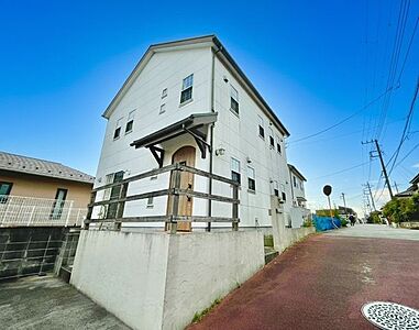外観:~ご内見予約・資料請求受付中です~\\まずは資料だけ…というお問い合せも大歓迎です// 外観:~ご内見予約・資料請求受付中です~\\まずは資料だけ…というお問い合せも大歓迎です//