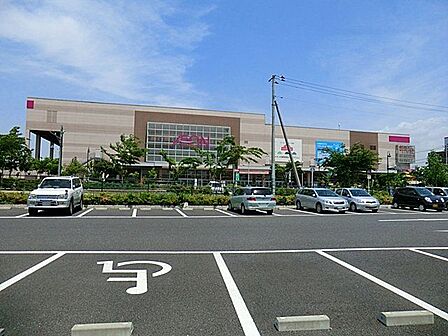 イオン鎌ヶ谷店 徒歩27分。 2120m