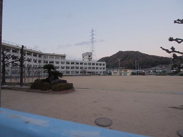 画像28:【小学校】広島市立中野小学校まで855ｍ