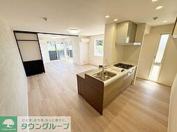 ガーベラ・グレイス 201 2階3LDKのリビング/ダイニング
