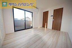 グレイシャス検見川 102 1階1Kのリビング/ダイニング