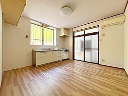 町田市小山町貸家 4SLDKのリビング/ダイニング