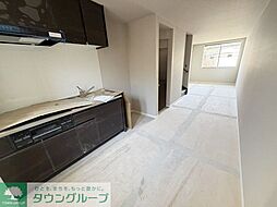 小田急多摩線 唐木田駅 徒歩3分の賃貸アパート 1階3LDKのリビング/ダイニング