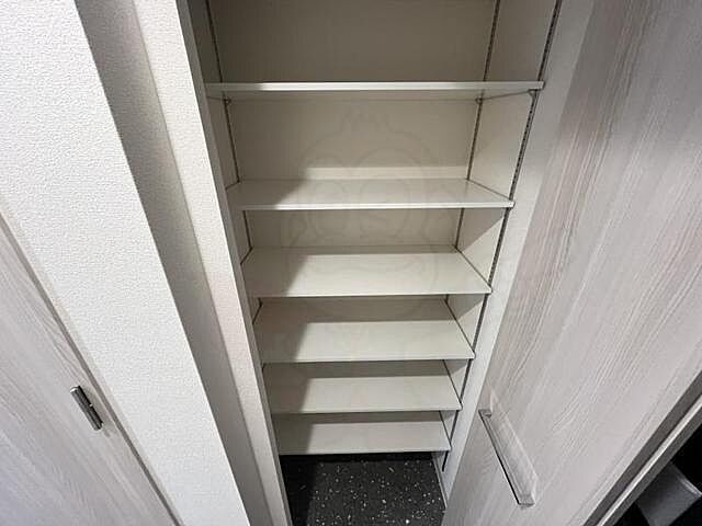 収納